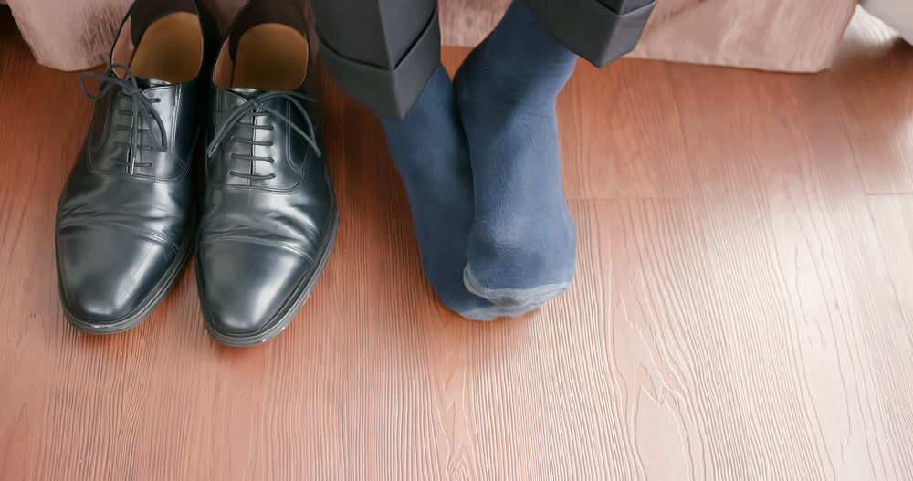 avoiding smelly feet when traveling