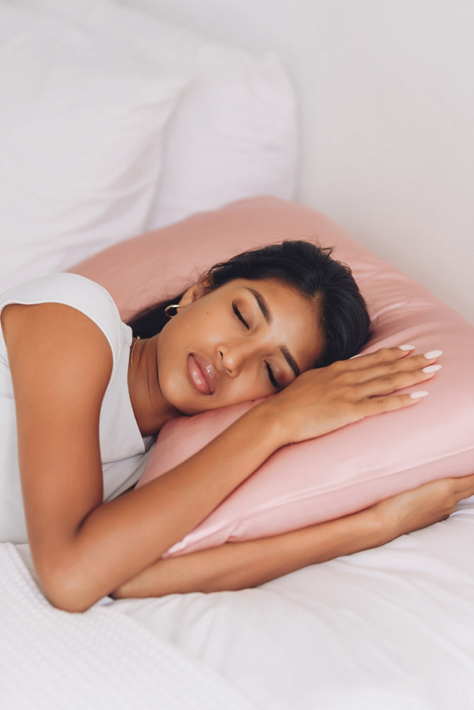 Best Pillowcases for Your Skin and Hair