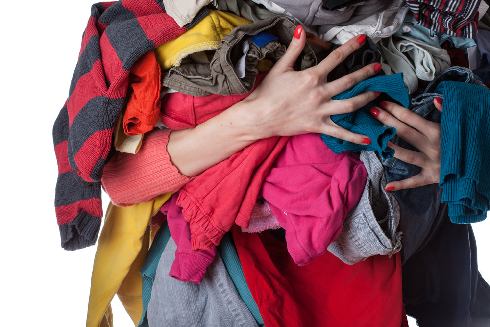 how to deal with dirty laundry when traveling