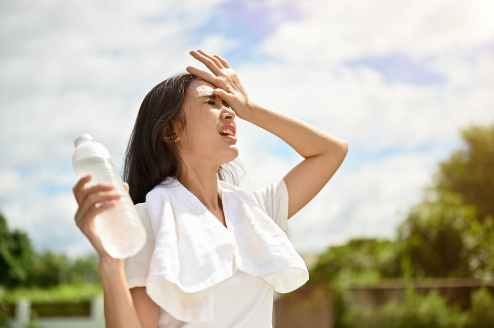 How to Dress in a Heat Wave to Stay Cool and Safe 