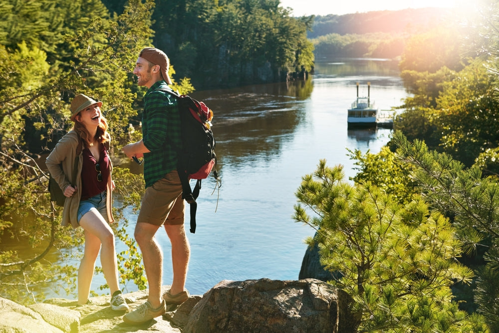 What to Wear to a Hiking Date